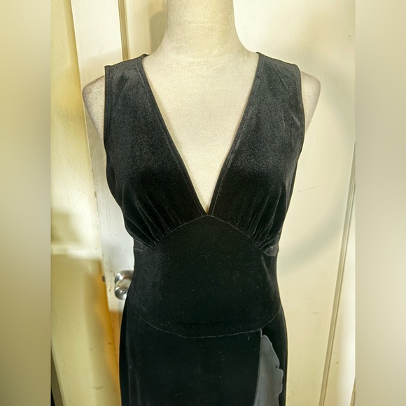 Vintage 90’s Connected Velvet Ruffle Hem Cocktail Dress Midi Plunging Neck noir - Picture 2 of 16